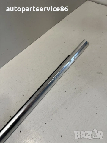 Хромирана лайсна / обшивка за предно ляво стъкло за Volvo V70 2.0 TDI (2012), снимка 2 - Части - 54020396