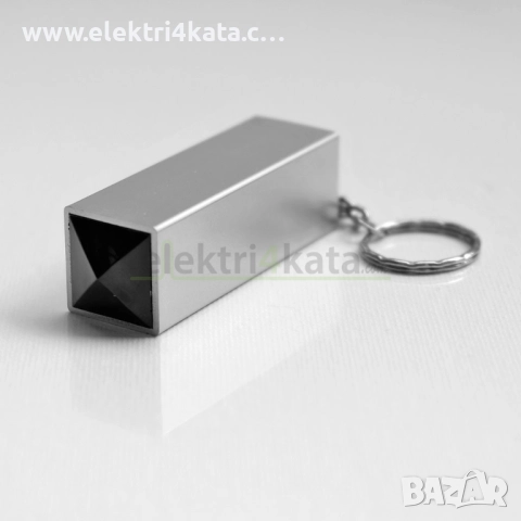 Комплект за маникюр в метална кутия, снимка 3 - Продукти за маникюр - 52462357