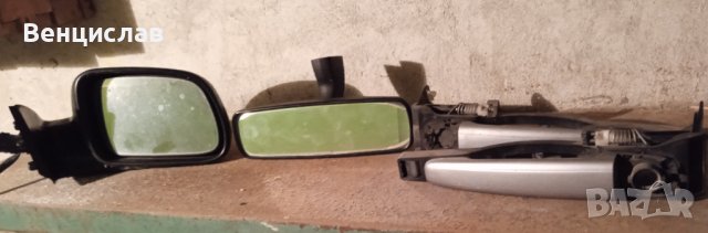 Продавам огледалата са нови,километраж,за Пежо 307 и други части.