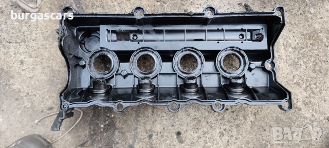 Капак клапани Opel Zafira B 1.7CDTI - 110к.с.A17DT, снимка 2 - Части - 54096098