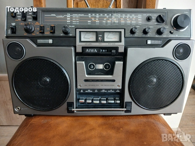 Ретро радиокасетофон Aiwa TPR 950A, снимка 7 - Радиокасетофони, транзистори - 54178641