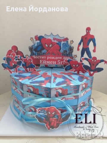 Картонена торта със Спайдърмен 