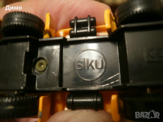 Siku сметовоз на Мерцедес - метално камионче, снимка 3 - Коли, камиони, мотори, писти - 52949447