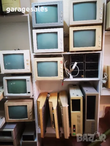 Ретро компютри, монитори, флопита Правец 8 Правец 16