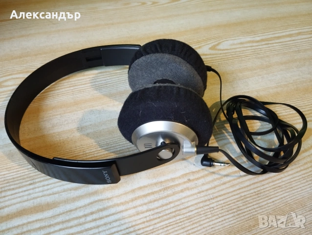 Слушалки Sony EXTRA BASS MDR-XB300, снимка 2 - Слушалки и портативни колонки - 53149911