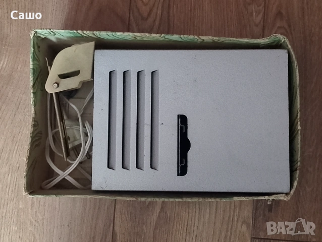 Прожекционен апарат , снимка 5 - Антикварни и старинни предмети - 53020759