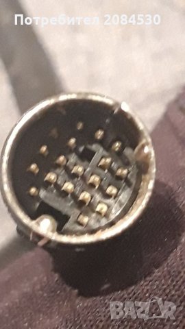 Кабел с по 19 пина/ от двата края/мъжки