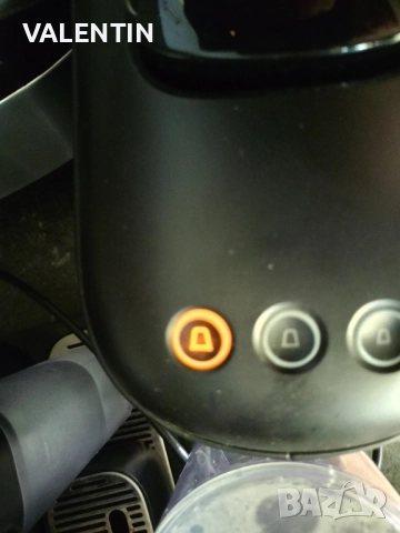 Кафемашина Nespresso , снимка 8 - Кафемашини - 51717201