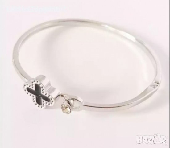 Твърда гривна,бранд/нова