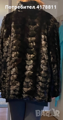 Палто от норка Vissoni, снимка 3 - Палта, манта - 52906452