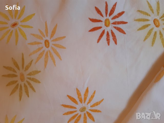 Старинни много голями покривки с апликации и ръчна бродерия-50-60те, снимка 13 - Антикварни и старинни предмети - 33883012