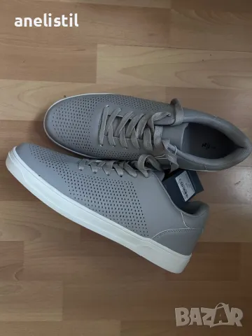 Нови мъжки сникърси