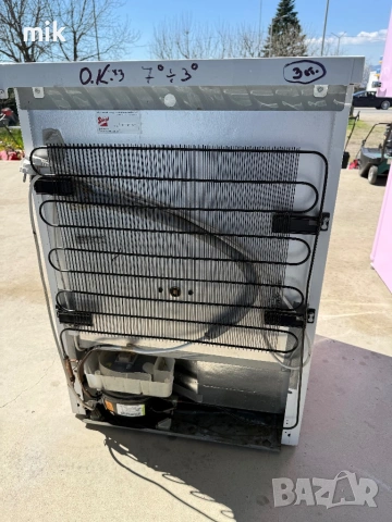 Професионален малък хладилник Либхер FKU 1800, снимка 5 - Хладилници - 54108023