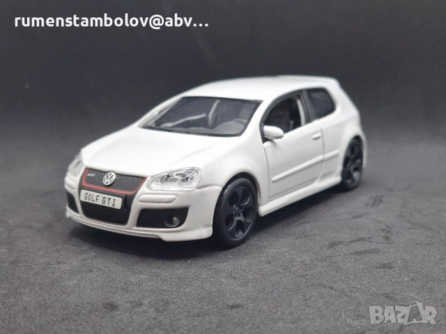 Bburago Golf Mk V, 1:32, снимка 2 - Коли, камиони, мотори, писти - 52931777