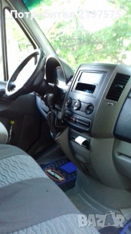 Товарен бус Фолксваген Крафтер, снимка 7 - Бусове и автобуси - 38111687