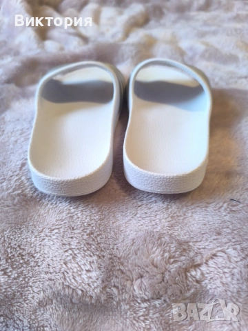 Детски чехли Adidas, снимка 2 - Детски сандали и чехли - 53104031
