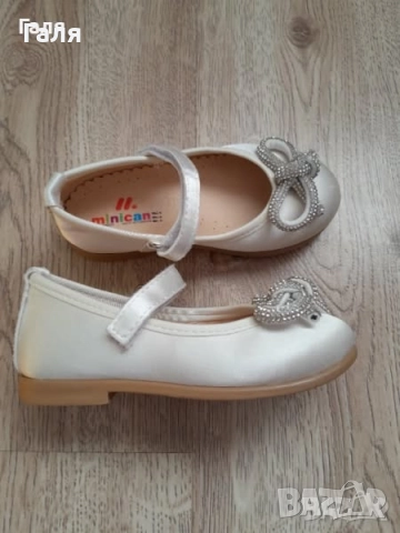 Детки бели обувки №23, снимка 2 - Детски пантофи - 52538861