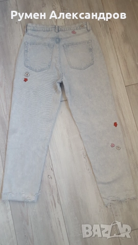 Светло сини дънки дамски дънки BERSHKA DENIM EUR38, снимка 9 - Дънки - 52172540