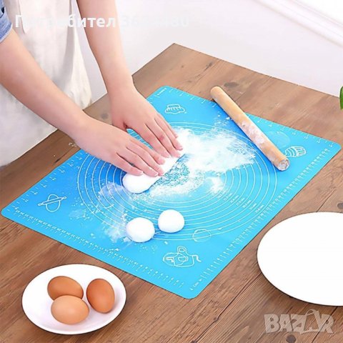 Силиконова подложка за месене, точене и печене на тесто