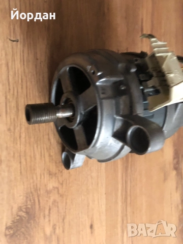 Мотор за пералня електролукс, снимка 4 - Перални - 52919365