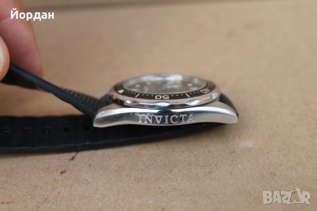 Мъжки часовник ''Invicta Profesional 200 m WR'', снимка 4 - Мъжки - 42435022