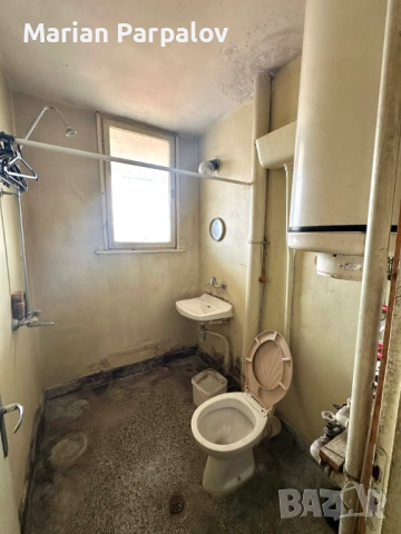 🏡 Светъл 2-стаен апартамент с южно изложение и голяма тераса – отлична локация!, снимка 7 - Апартаменти - 54108812