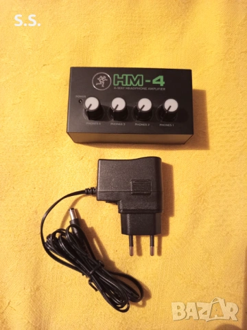 Усилвател за слушалки Mackie HM-4, снимка 3 - Слушалки и портативни колонки - 54346826