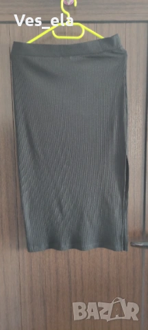 нова черна пола с цепка