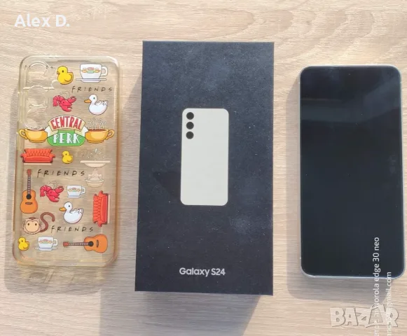 Samsung Galaxy S24 256GB/8GB бял - като нов, пълен комплект с кутия + калъф подарък