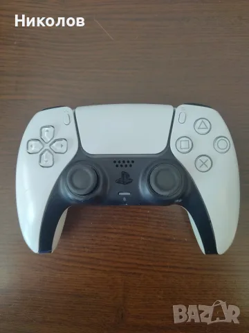 Продавам оригинален джойстик за Playstation 5 (PS5)