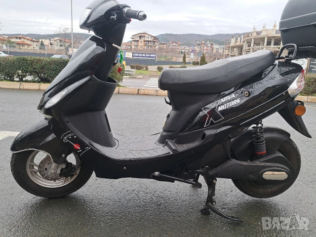 🔌 Електрически скутер NOVA MOTORS – с документи, 45 км/ч, снимка 11 - Мотоциклети и мототехника - 53055757
