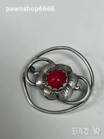 Винтидж сребърна брошка с корал , снимка 4 - Колиета, медальони, синджири - 49893859