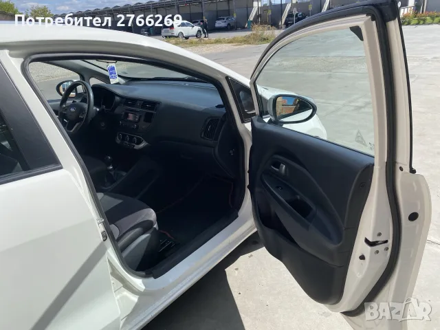 Kia Rio 2013 година, снимка 7 - Автомобили и джипове - 56416147