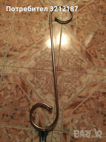 Поставка за хавлии за баня