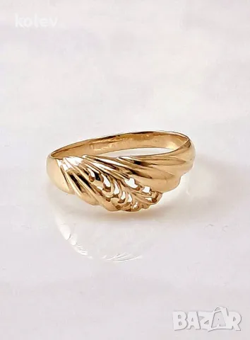 продаден! Златен пръстен "Пролет" 2.43 грама 14К размер №61, снимка 3 - Пръстени - 49323869