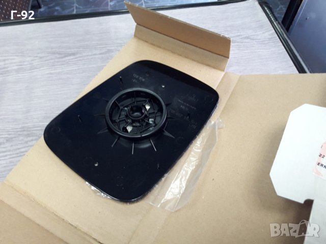 701857522L**NEU**VAG**VW TRANSPORTER T4 07.1990-06.2003**СТЪКЛО НА ОГЛЕДАЛО,ВЪНШНО ОГЛЕДАЛО VAG**, снимка 2 - Части - 33695802