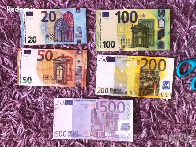 Реквизитни евро банкноти, пачки по €5, €10, €20, €50, €100, €200 и €500 за клипове и забавление
