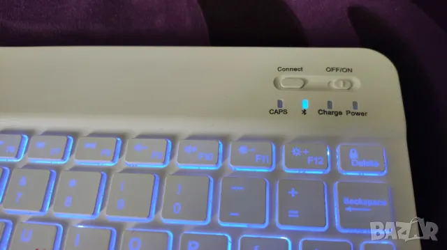 Блутут клавиатура, снимка 6 - Клавиатури и мишки - 47615755