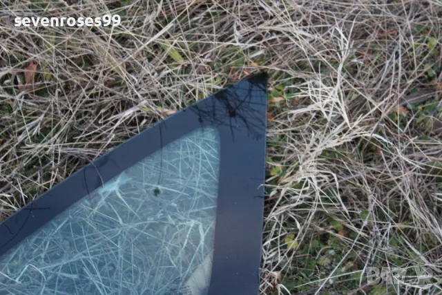 Стъкло фикс задно дясно Форд Фокус 1 2001 4врати Ford Focus 1, снимка 3 - Части - 48581384