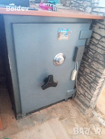 сейф каса професионална 