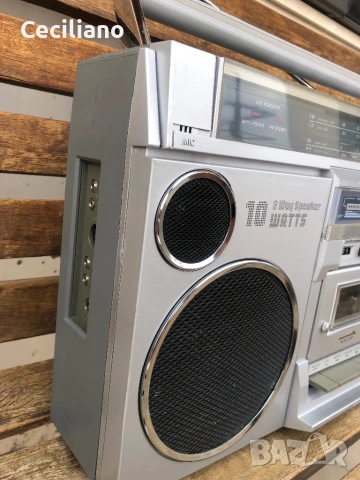 Club 6001(Germany)-Работещ напълно радиокасетофон функционално на всичко!, снимка 5 - Радиокасетофони, транзистори - 53974866