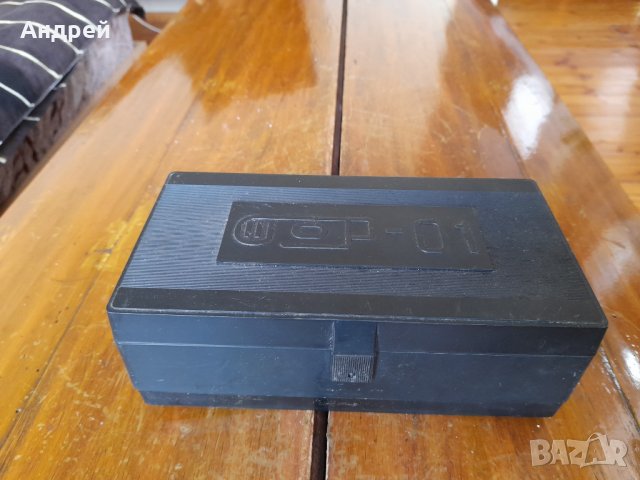 Стар измервателен уред за автомобили ФОР-1