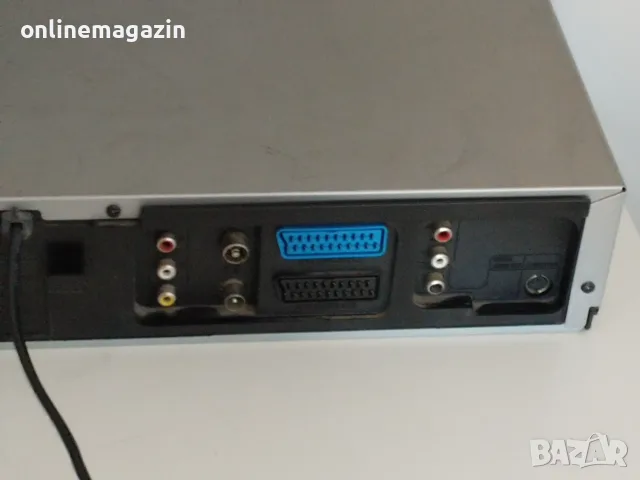 (ВИДЕО) Видеорекордер комбо TOSHIBA VHS, снимка 9 - Плейъри, домашно кино, прожектори - 56126393