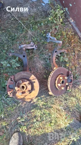 Ляв десен преден шенкел с лагер главина диск предни накладки носачи от Пасат 4 Б5 за Vw Passat 4 B5, снимка 1