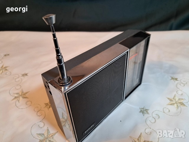 ретро радио транзистор Philips 90 rl 292 28/4, снимка 4 - Радиокасетофони, транзистори - 51922844