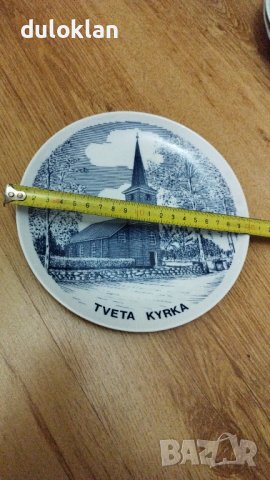 Декоративна чиния от Швеция, снимка 2 - Антикварни и старинни предмети - 42468870