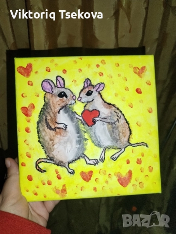 Малката картина с мини хамстери на нея