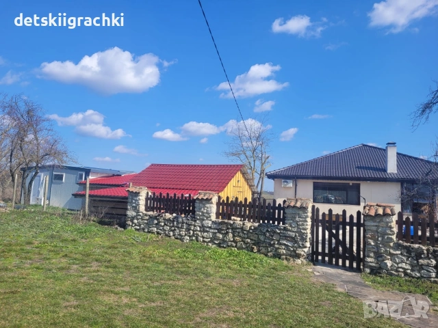 Стилен дом-тишина,природа и просторен парцел, снимка 10 - Къщи - 54208174