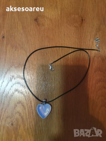 Ново колие медальон с висулка любовно сърце от красив минерал лунен камък модни бижута за подарък за, снимка 6 - Колиета, медальони, синджири - 38325406