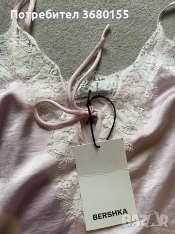 Сатенена рокля bershka, снимка 2 - Рокли - 55930038